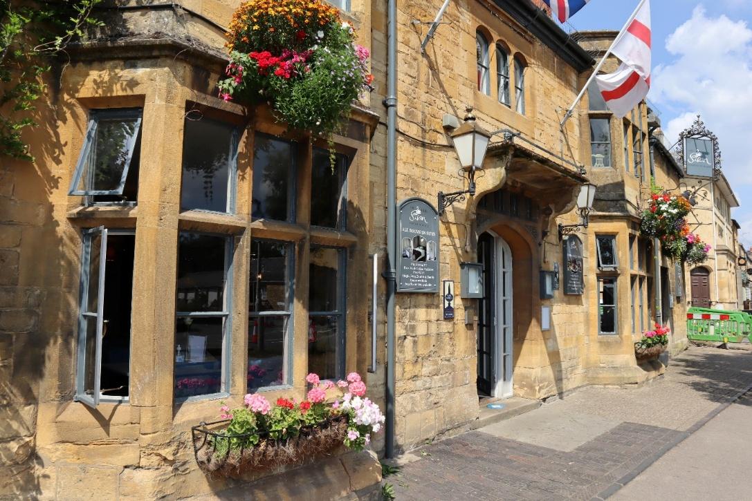 Live-in care in Moreton-in-Marsh